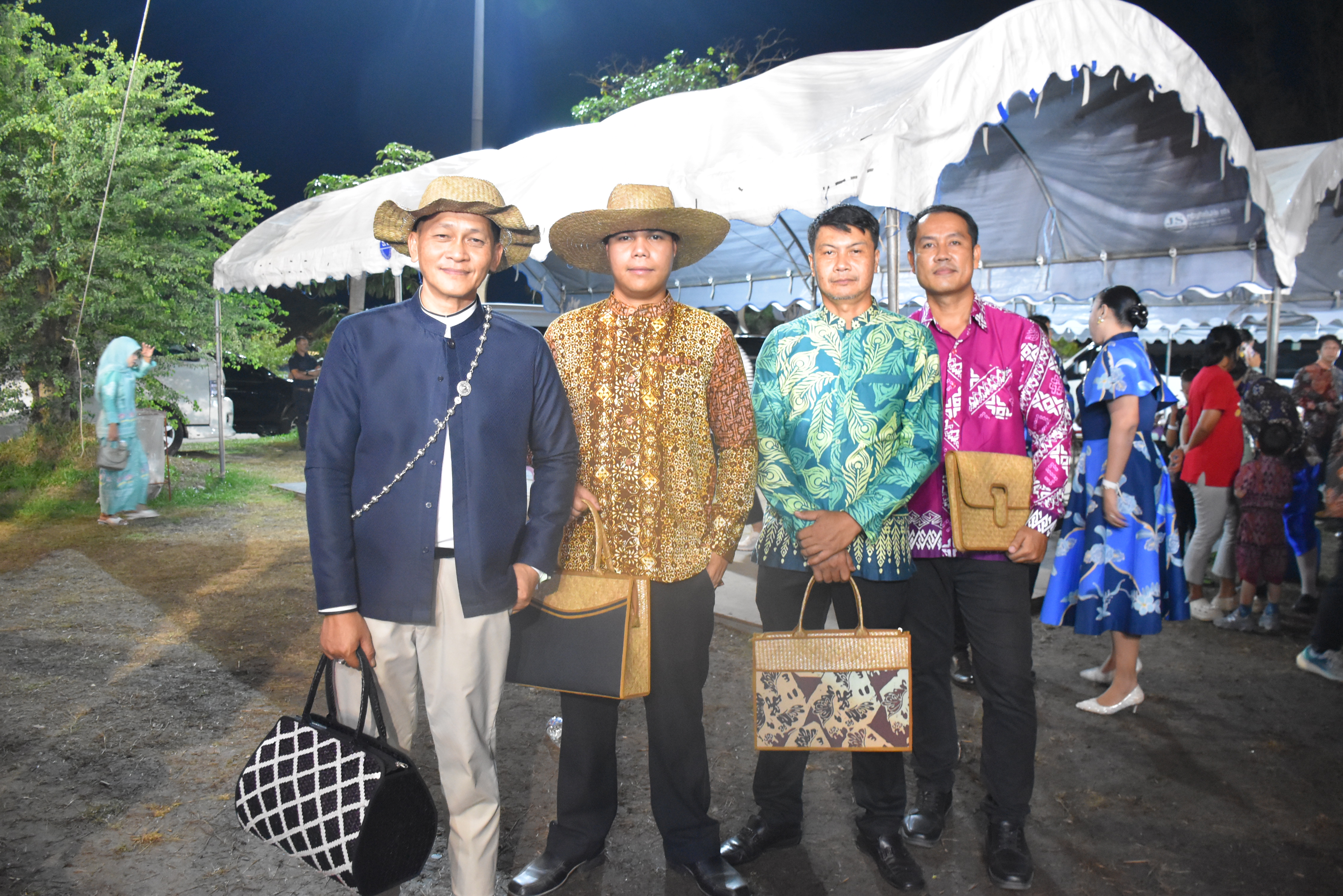 title - ส.ป.ก.นราธิวาส ร่วมพิธีเปิดงานกาชาดและงานประจำปี จ.นราธิวาส ปี 2569